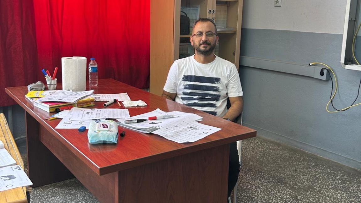 Ferhat UZUN - 1/A Sınıf Öğretmeni